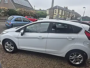 Used 2014 Ford Fiesta Zetec White - Interior and Exterior details 3