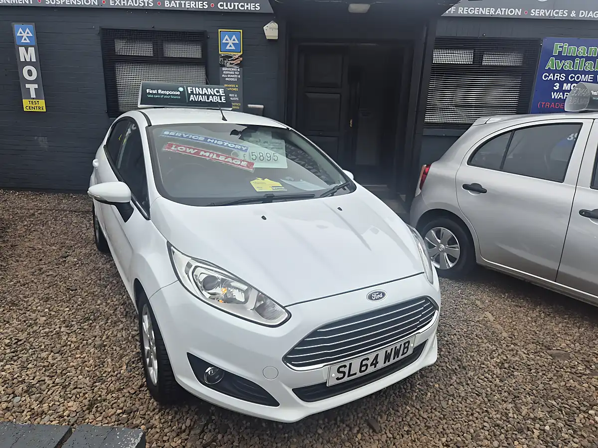 Used 2014 Ford Fiesta Zetec White - Interior and Exterior details 7