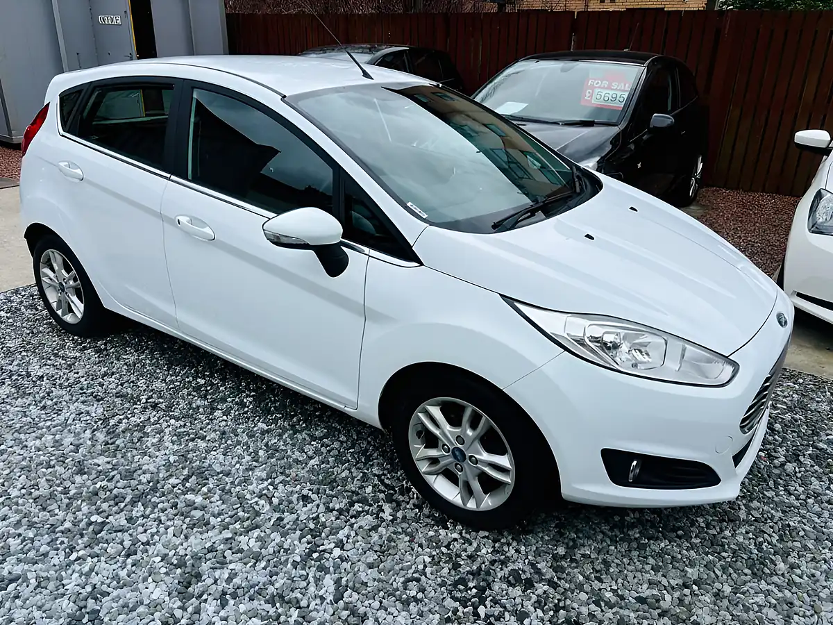 Used 2014 Ford Fiesta Zetec White - Interior and Exterior details 10
