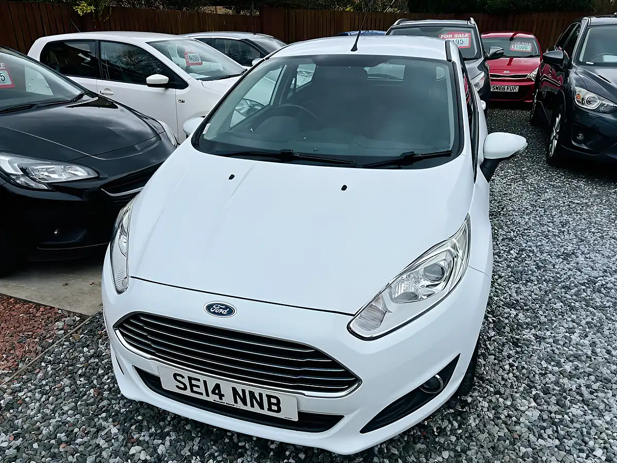 Used 2014 Ford Fiesta Zetec White - Interior and Exterior details 5