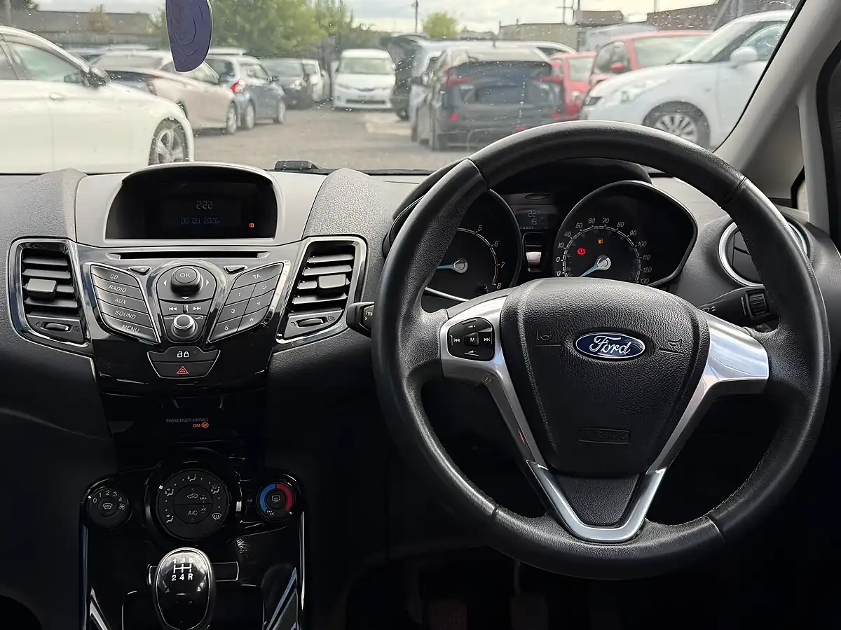 Used 2014 Ford Fiesta Zetec White - Interior and Exterior details 14