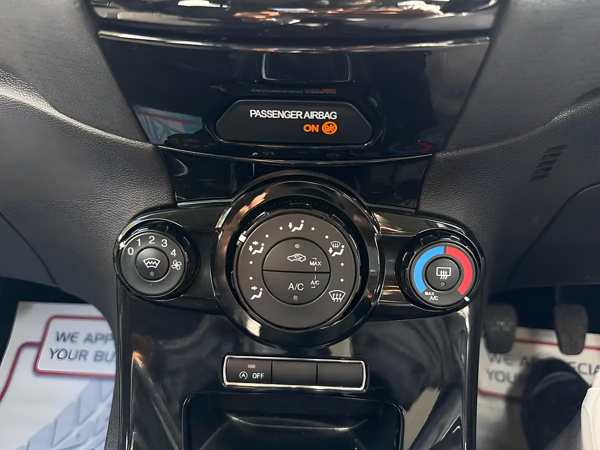Used 2014 Ford Fiesta Zetec White - Interior and Exterior details 16