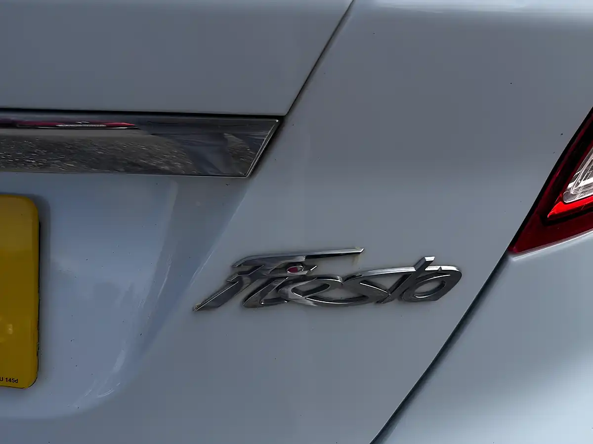 Used 2014 Ford Fiesta Zetec White - Interior and Exterior details 19