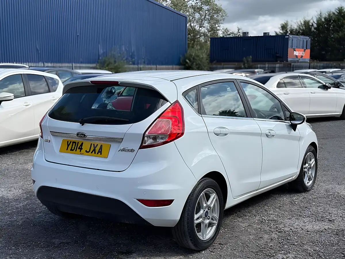 Used 2014 Ford Fiesta Zetec White - Interior and Exterior details 8