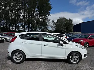 Used 2014 Ford Fiesta Zetec White - Interior and Exterior details 9