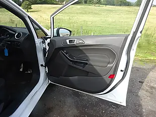Used 2014 Ford Fiesta Zetec White - Interior and Exterior details 14