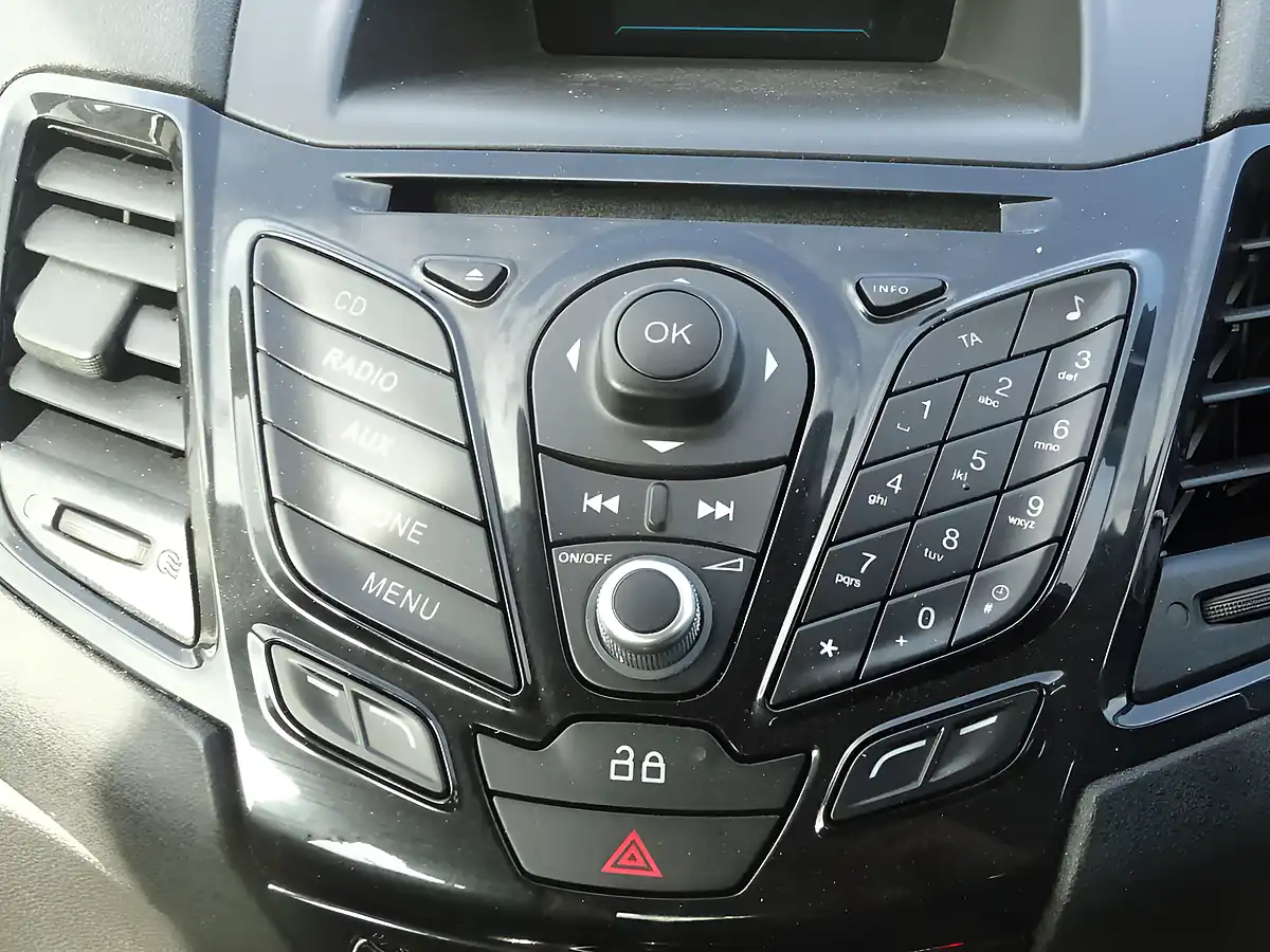 Used 2014 Ford Fiesta Zetec White - Interior and Exterior details 17