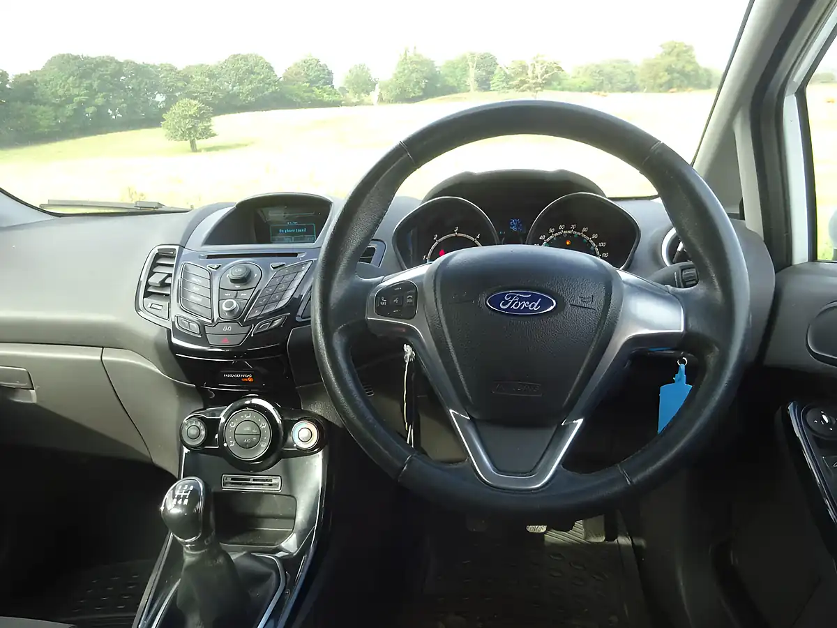 Used 2014 Ford Fiesta Zetec White - Interior and Exterior details 18