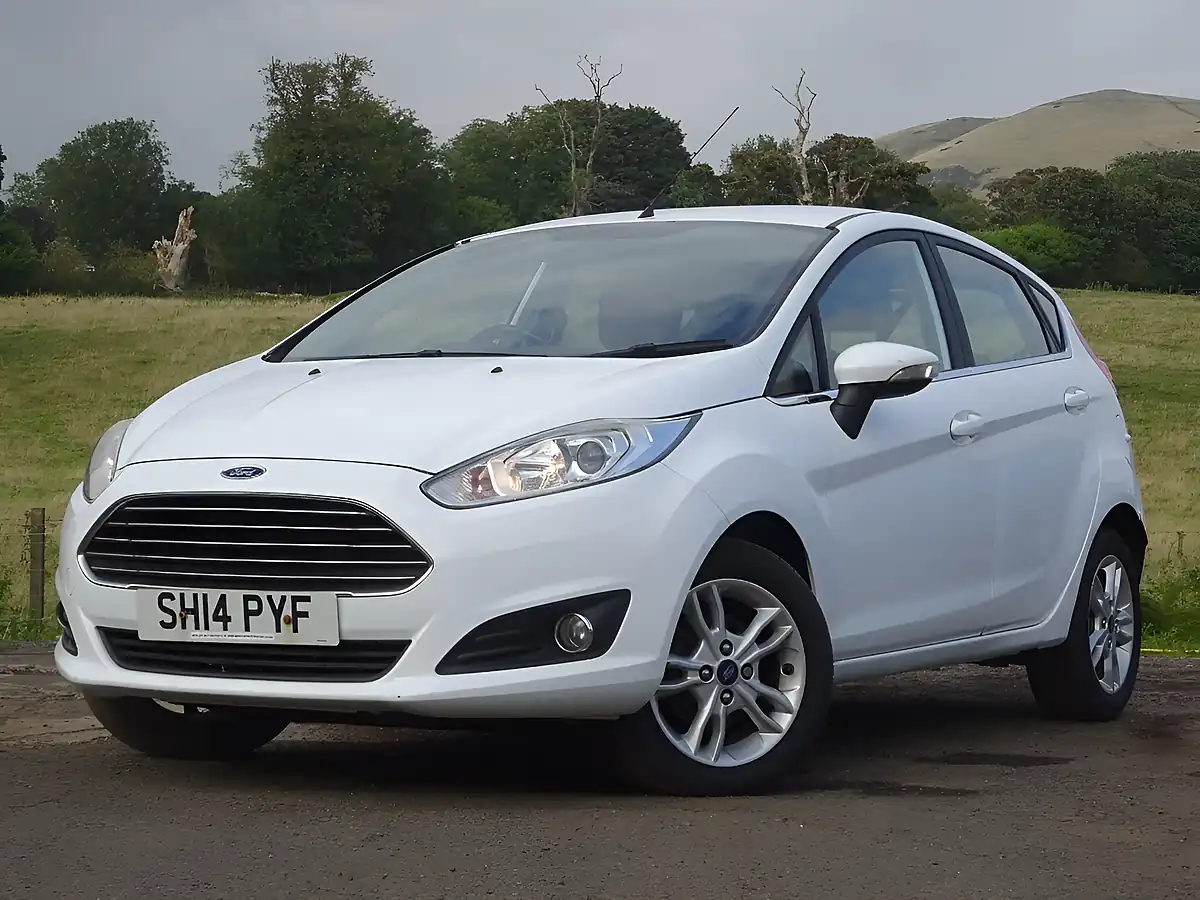 Used 2014 Ford Fiesta Zetec White - Interior and Exterior details 2