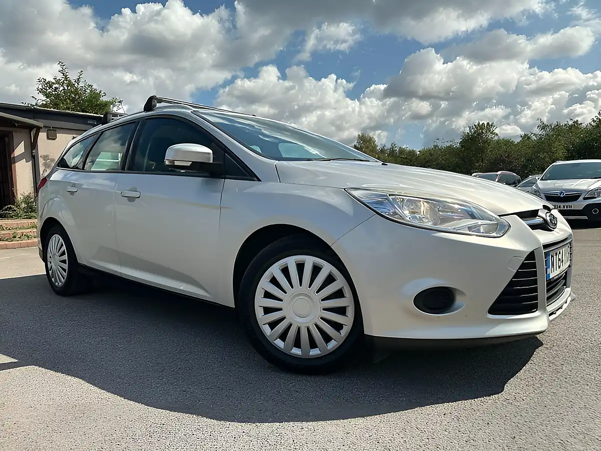 Used 2014 Ford Focus Econetic Edge Silver - Front View