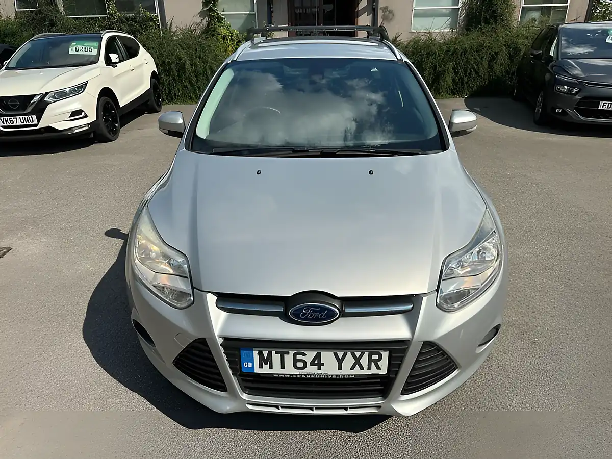 Used 2014 Ford Focus Econetic Edge Silver - Interior and Exterior details 3