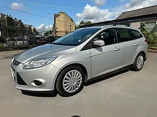 Used 2014 Ford Focus Econetic Edge Silver - Interior and Exterior details 4