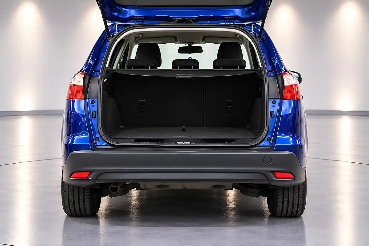 Used 2014 Ford Focus Edge Blue - Interior and Exterior details 10