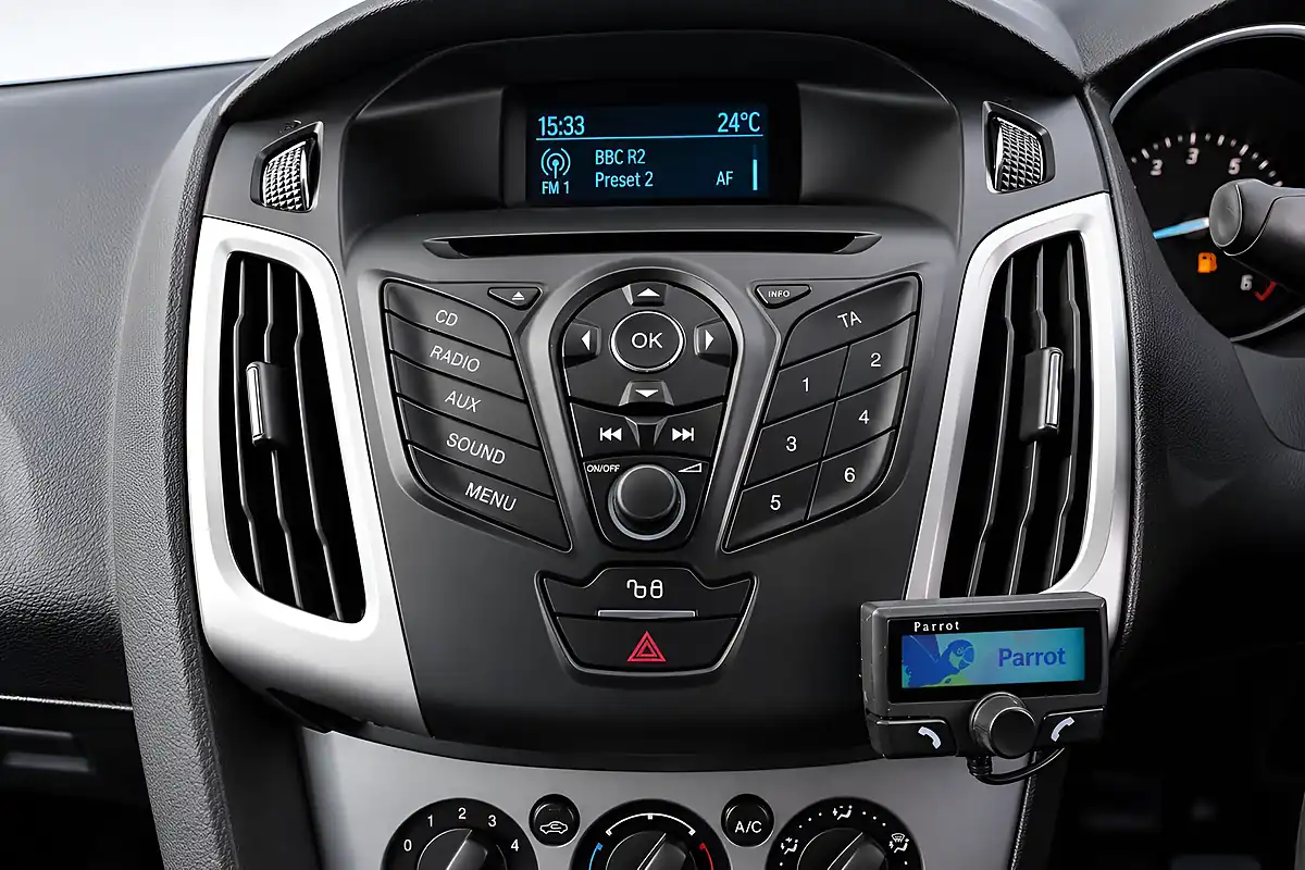 Used 2014 Ford Focus Edge Blue - Interior and Exterior details 16