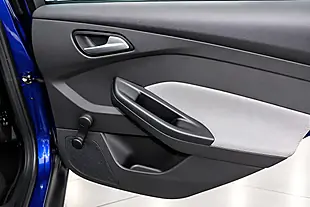 Used 2014 Ford Focus Edge Blue - Interior and Exterior details 17
