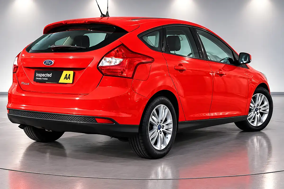 Used 2014 Ford Focus Edge Red - Interior and Exterior details 11