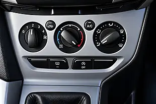 Used 2014 Ford Focus Edge Red - Interior and Exterior details 12