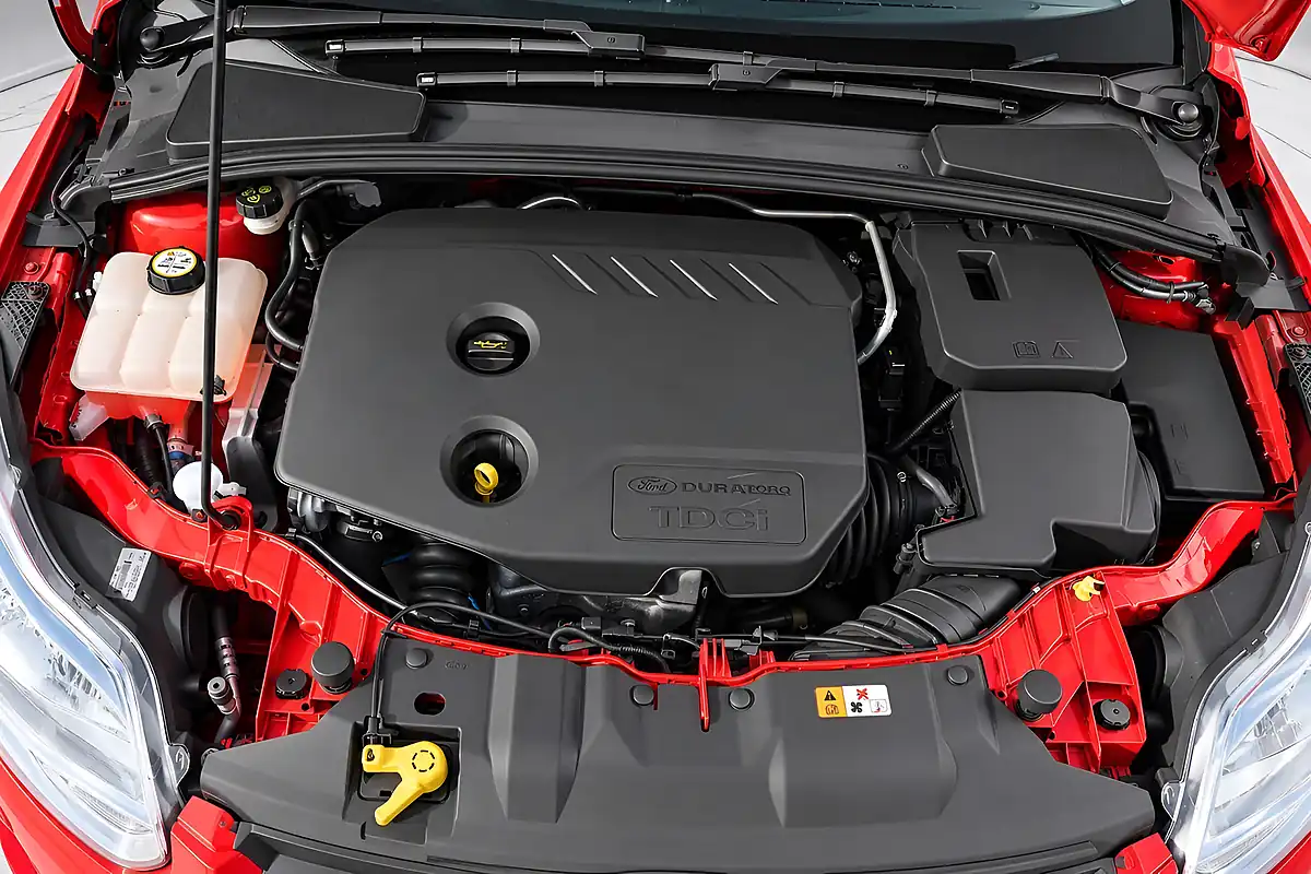 Used 2014 Ford Focus Edge Red - Interior and Exterior details 4