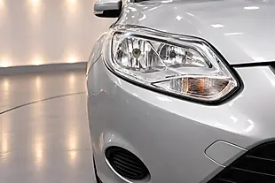 Used 2014 Ford Focus Edge Silver - Interior and Exterior details 3
