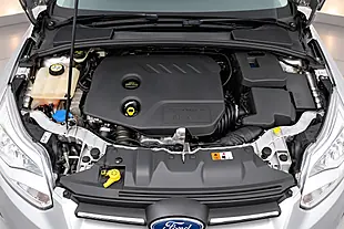 Used 2014 Ford Focus Edge Silver - Interior and Exterior details 5
