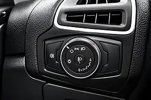 Used 2014 Ford Focus Edge Silver - Interior and Exterior details 13