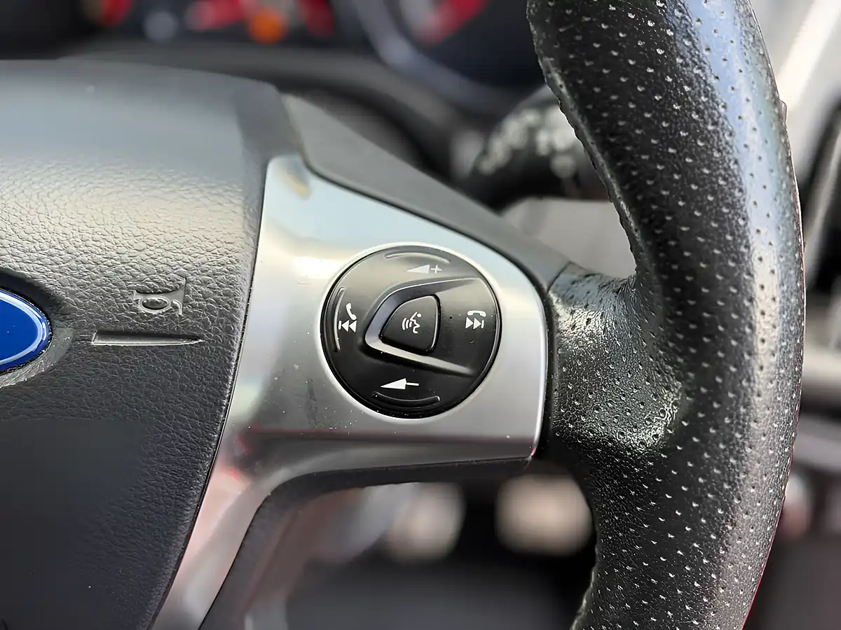 Used 2014 Ford Focus ST-2 Red - Interior and Exterior details 17