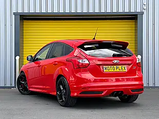 Used 2014 Ford Focus ST-2 Red - Interior and Exterior details 8