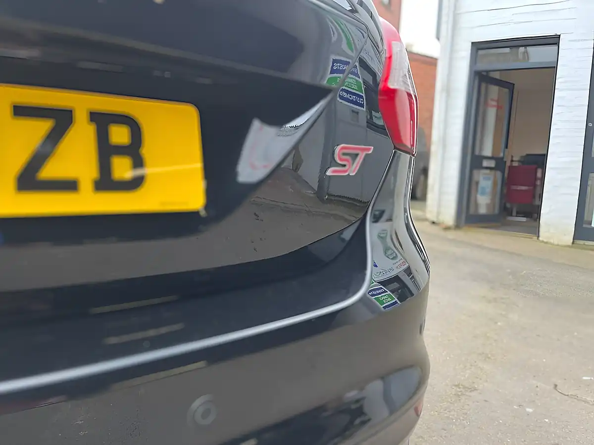 Used 2014 Ford Focus ST-3 Black - Interior and Exterior details 12