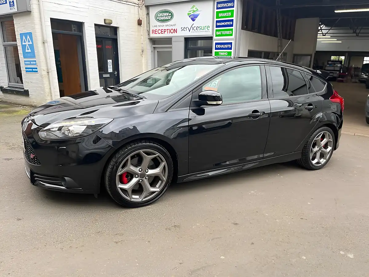 Used 2014 Ford Focus ST-3 Black - Interior and Exterior details 8