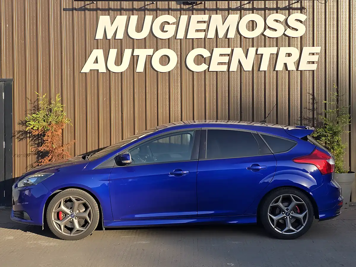 Used 2014 Ford Focus ST-3 Blue - Interior and Exterior details 4