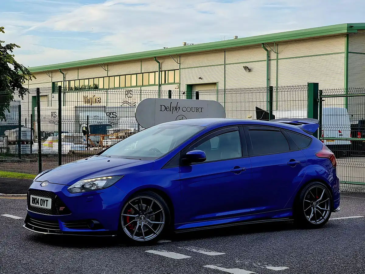 Used 2014 Ford Focus ST-3 Spirit Blue - Interior and Exterior details 20