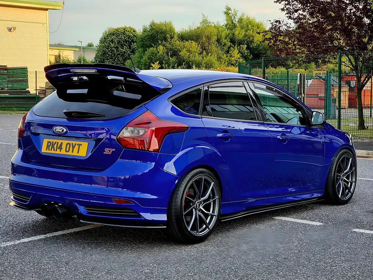 Used 2014 Ford Focus ST-3 Spirit Blue - Interior and Exterior details 3