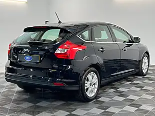 Used 2014 Ford Focus Titanium Navigator Black - Interior and Exterior details 3