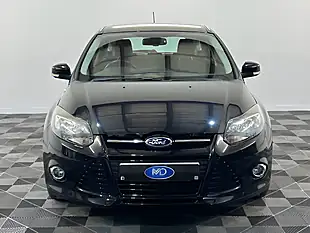 Used 2014 Ford Focus Titanium Navigator Black - Interior and Exterior details 10