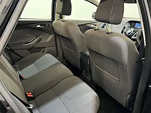 Used 2014 Ford Focus Titanium Navigator Black - Interior and Exterior details 16