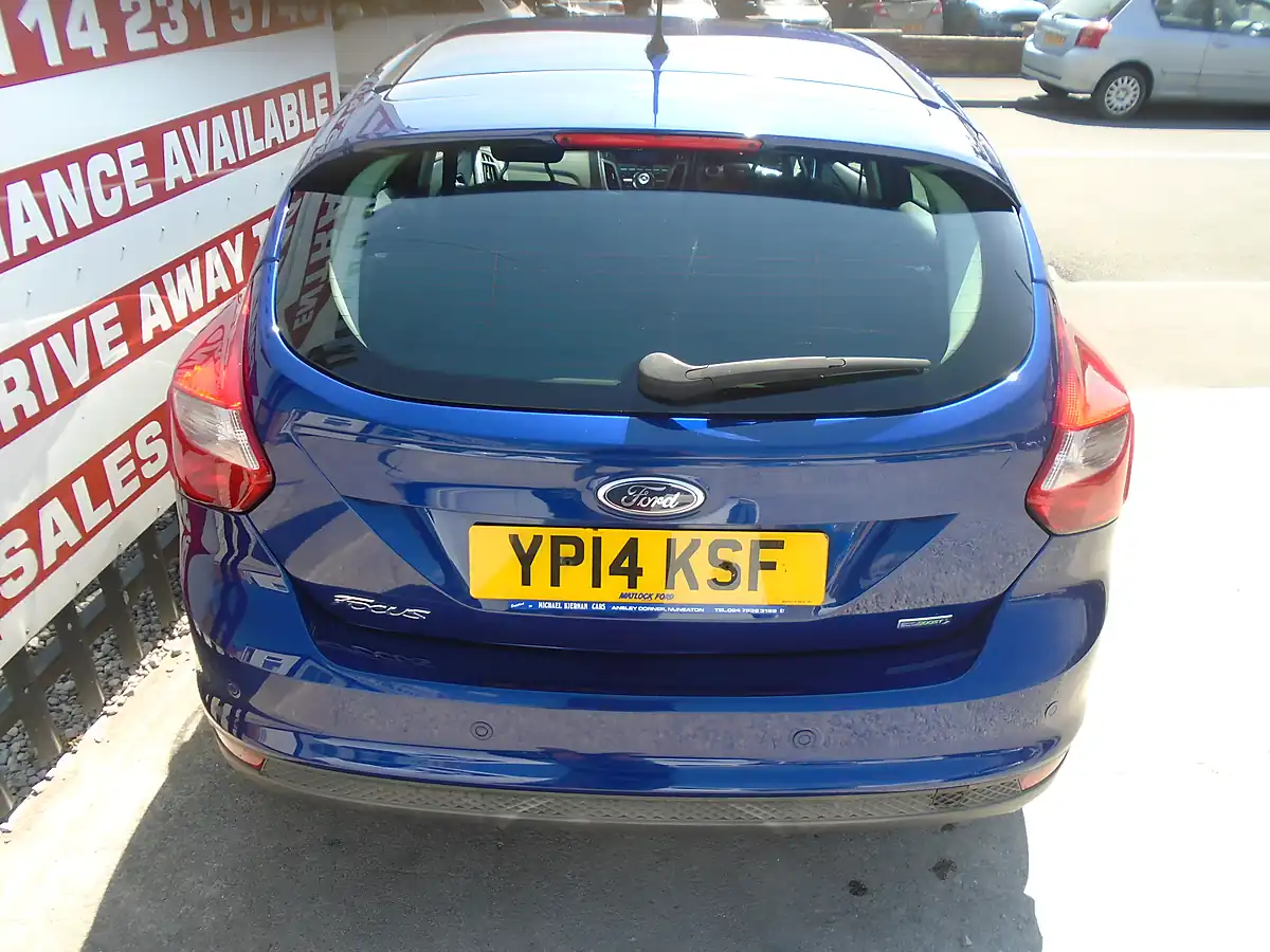 Used 2014 Ford Focus Titanium Navigator Blue - Interior and Exterior details 13