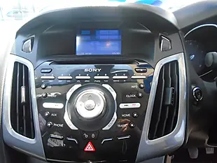 Used 2014 Ford Focus Titanium Navigator Blue - Interior and Exterior details 8