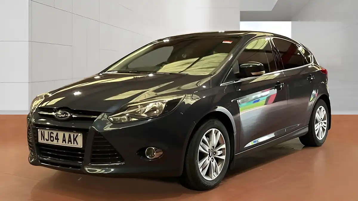 Used 2014 Ford Focus Titanium Navigator Grey - Interior and Exterior details 2