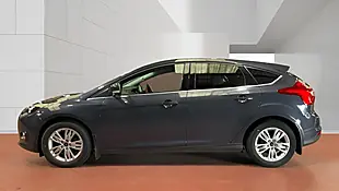 Used 2014 Ford Focus Titanium Navigator Grey - Interior and Exterior details 6