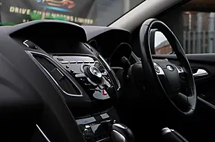 Used 2014 Ford Focus Titanium Navigator Silver - Interior and Exterior details 11