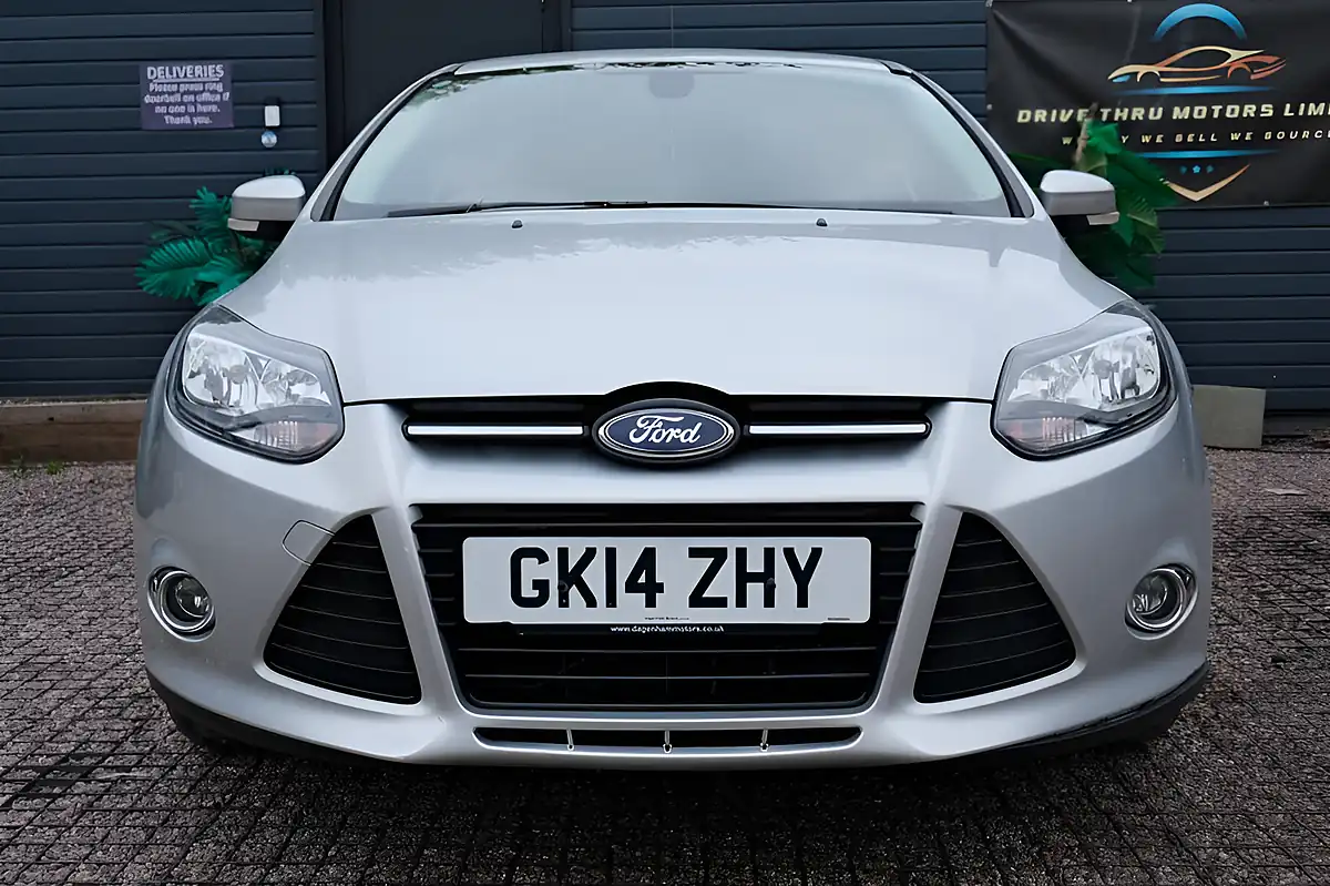 Used 2014 Ford Focus Titanium Navigator Silver - Interior and Exterior details 2