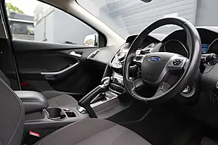 Used 2014 Ford Focus Titanium Navigator Silver - Interior and Exterior details 8