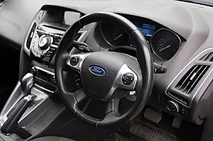 Used 2014 Ford Focus Titanium Navigator Silver - Interior and Exterior details 9