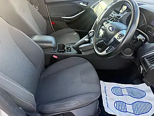 Used 2014 Ford Focus Titanium Navigator Silver - Interior and Exterior details 13