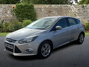 Used 2014 Ford Focus Titanium Navigator Silver - Interior and Exterior details 4