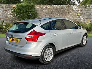 Used 2014 Ford Focus Titanium Navigator Silver - Interior and Exterior details 8