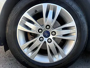 Used 2014 Ford Focus Titanium Navigator Silver - Interior and Exterior details 9