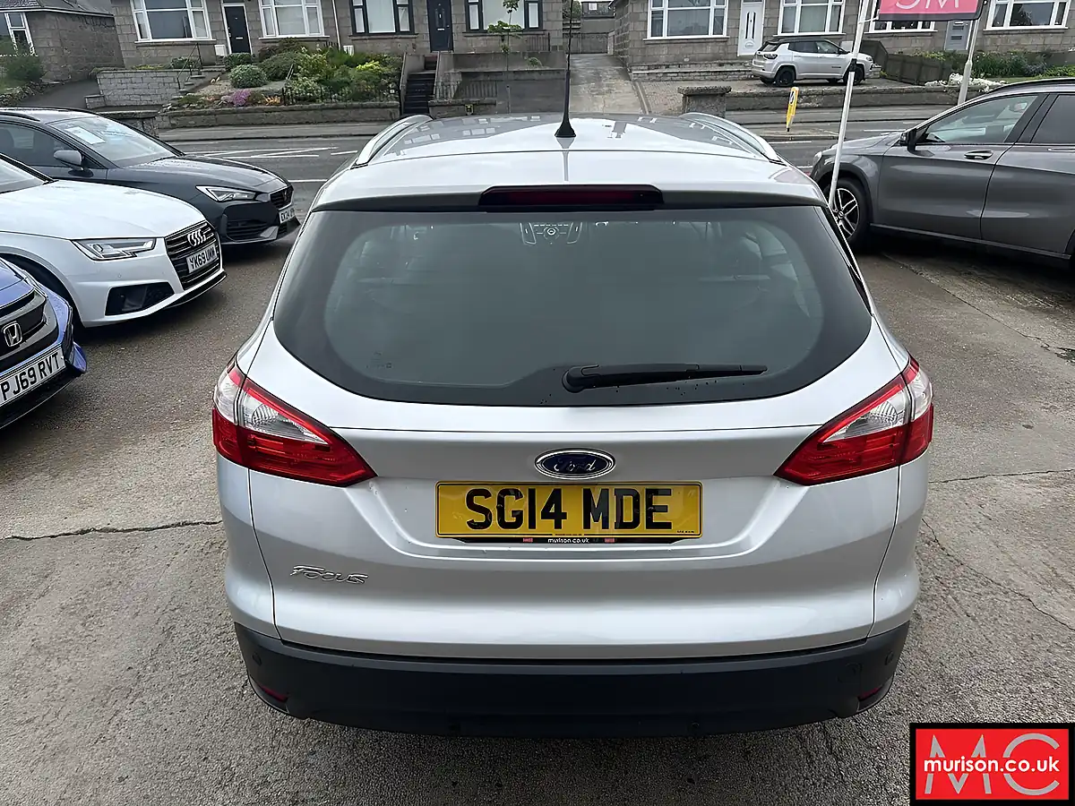 Used 2014 Ford Focus Titanium Navigator Silver Met - Interior and Exterior details 14