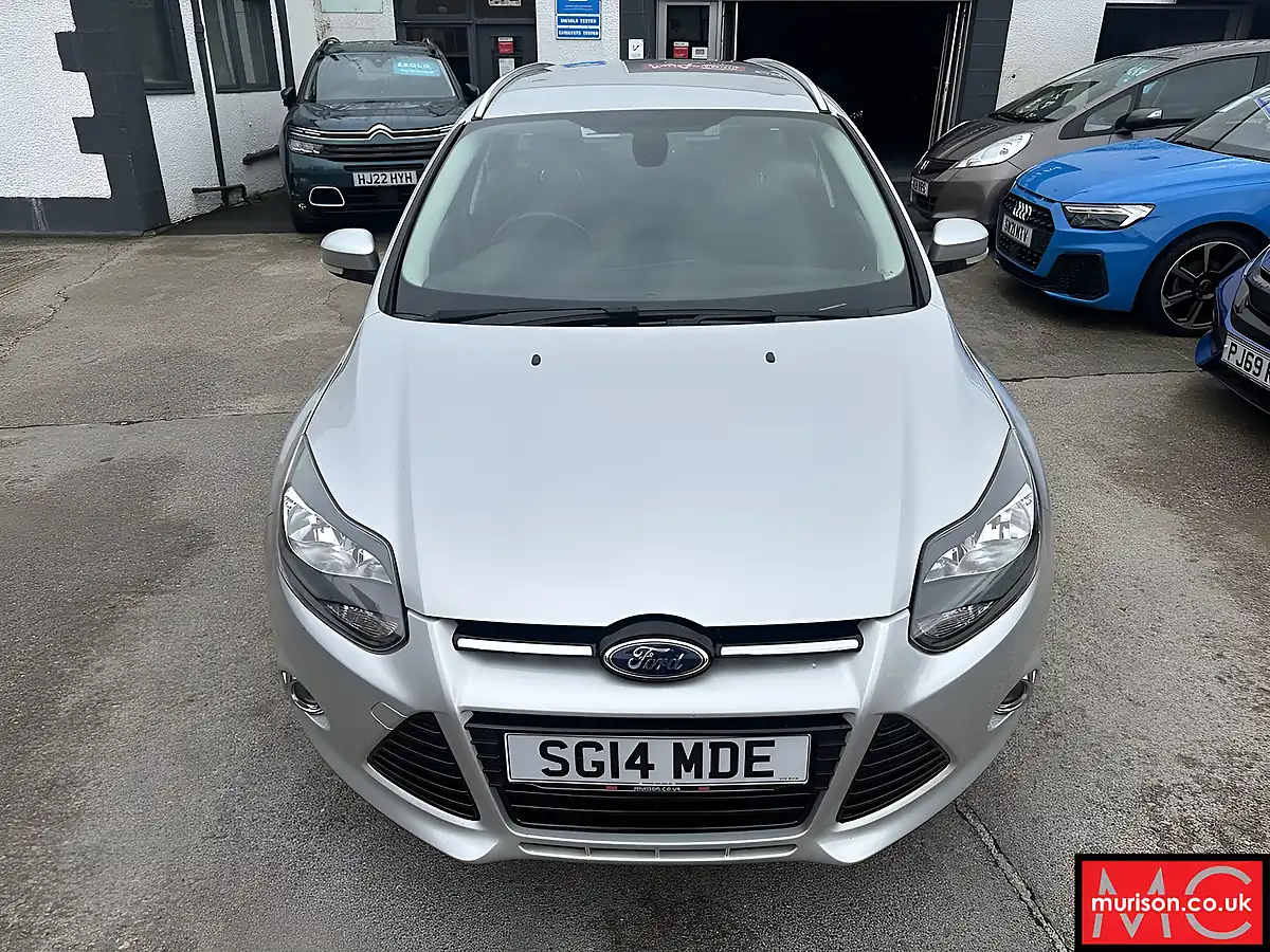 Used 2014 Ford Focus Titanium Navigator Silver Met - Interior and Exterior details 8