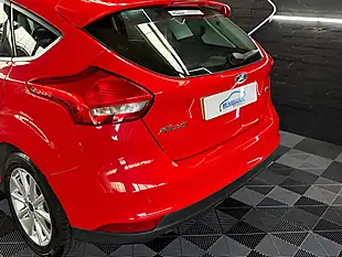 Used 2014 Ford Focus Titanium Red - Interior and Exterior details 16